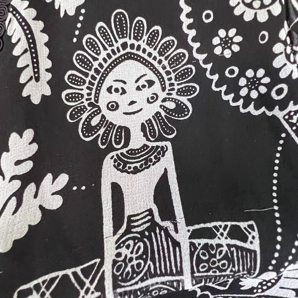 Y2K Silk Sheer Blouse Black White Graphic Boho Fairycore Top XL Flowy - Picture 6 of 8